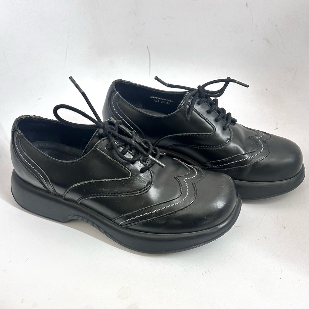 DANSKO Rare Vintage Y2K Black Wingtip Lace-Up Platform Chunky Oxfords 39 8.5 - Picture 2 of 9